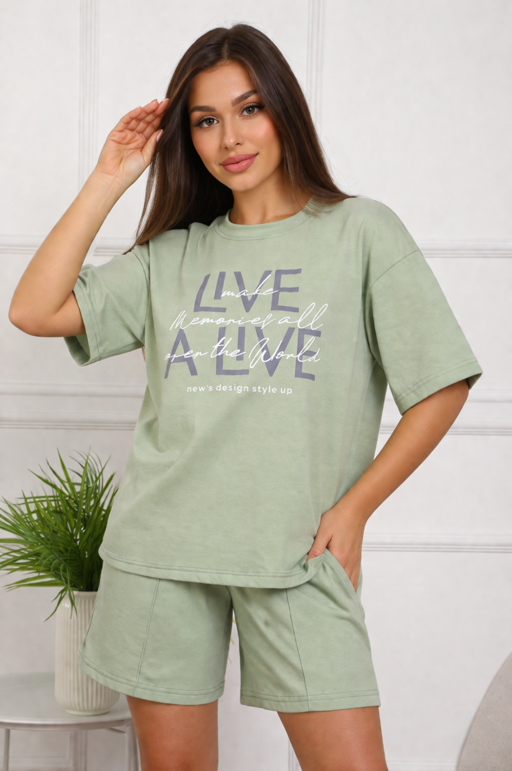 Женский костюм с шортами Оливка